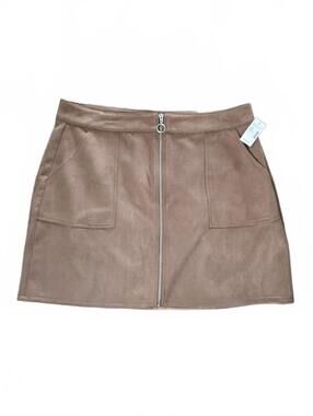 NWT Maurices Brown Suede Zip Front Mini Skirt with Pockets. Plus Size 18.